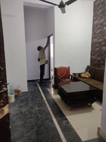 Team Area in 1.5 BHK Independent House at Sector 41 – for Rent