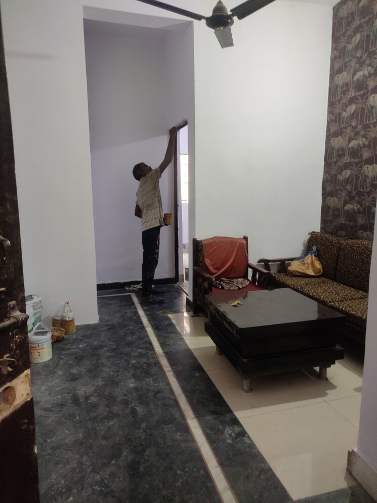 Team Area, sector 41 1.5 Bedroom 450 Sq.Ft. Independent House In Sector 41 Noida 9028431