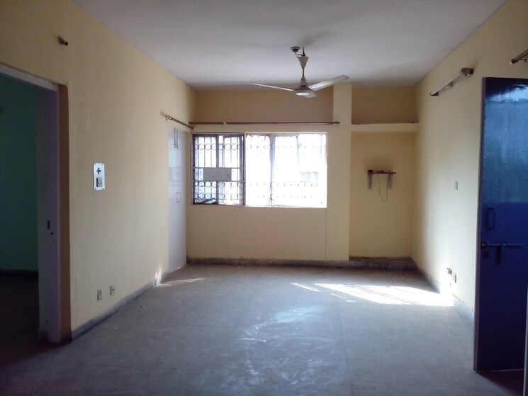 Room, sarita-vihar-pocket-j-rwa 2 Bedroom 929 Sq.Ft. Apartment In Sarita Vihar Delhi 9028432