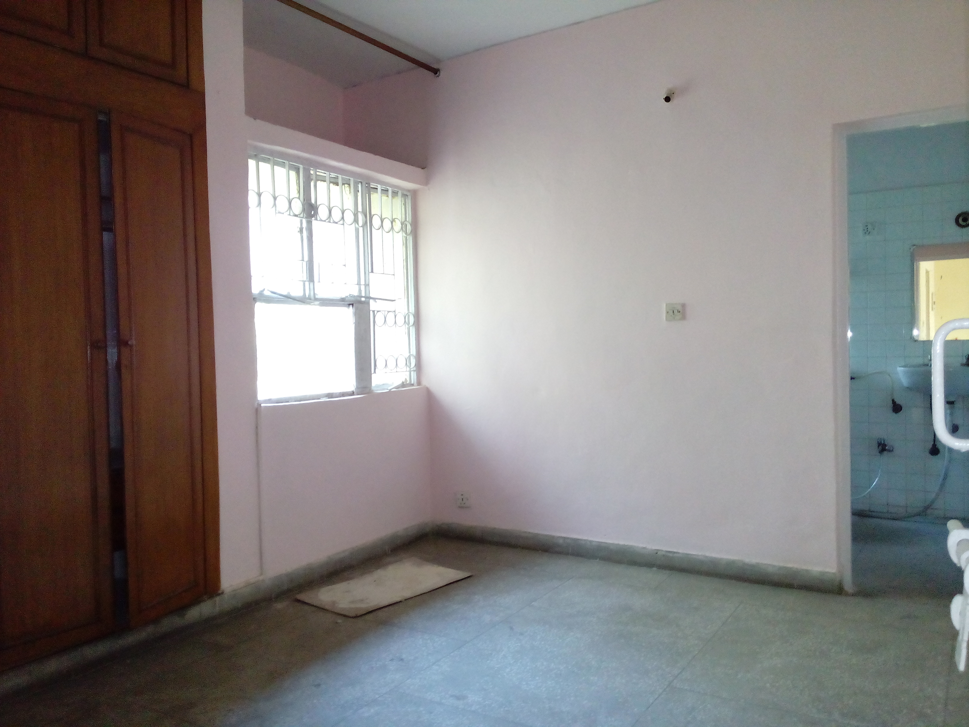 2 BHK Apartment For Sale in Sarita Vihar Pocket-J RWA