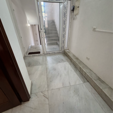 Staircase in 2 BHK Builder Floor at Ansal Plaza Sector-23, Carterpuri Village – for Rent