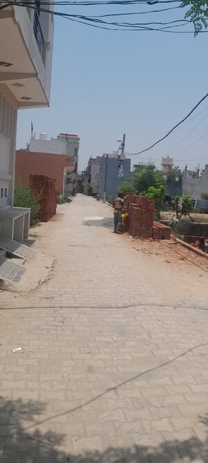 Parking in 3.5 BHK Independent House at Govindpuram Residency, Govindpuram – for Sale