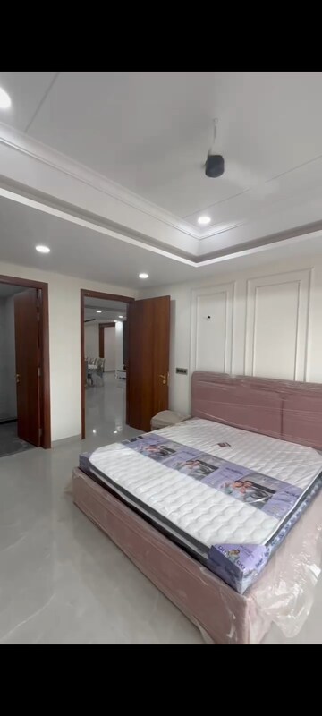 Bedroom in 5 BHK Builder Floor at Sector 89 – for Sale