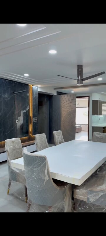 Team Area in 5 BHK Builder Floor at Sector 89 – for Sale