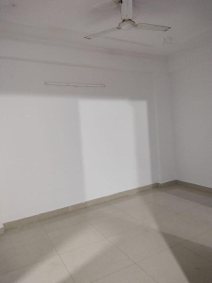 Room, paryavaran complex 1 Bedroom 450 Sq.Ft. Builder Floor In Paryavaran Complex Delhi 9028498