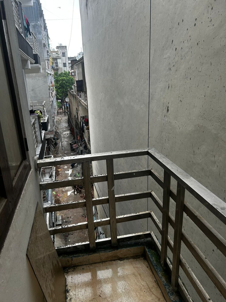 undefined, ignou road 1 Bedroom 450 Sq.Ft. Builder Floor In Ignou Road Delhi 9028500