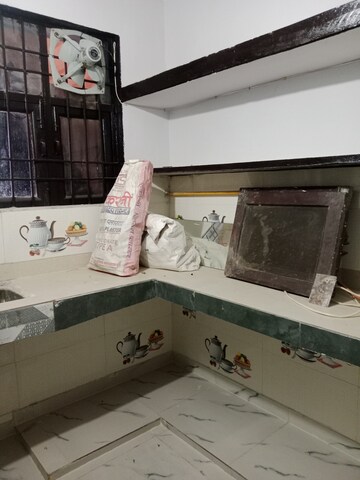 Kitchen in 1.5 BHK Builder Floor at Sector 24 – for Rent
