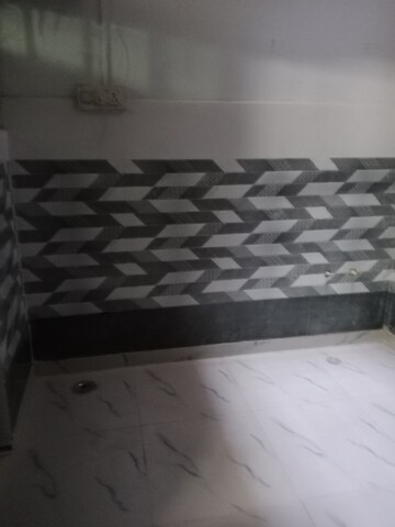 Kitchen in 1.5 BHK Builder Floor at Sector 24 – for Rent