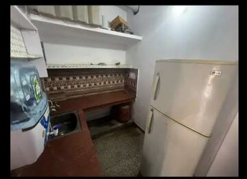 Furnished Amenities in 2 BHK Builder Floor at Sector 37 – for Rent