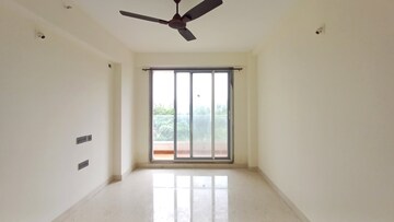 Room in 2 BHK Apartment at Rambaug CHS Andheri East, Andheri East – for Rent