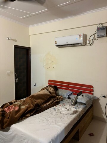Bedroom in 3 BHK Builder Floor at Milestone 32nd Avenue, Sector 15 – for Rent