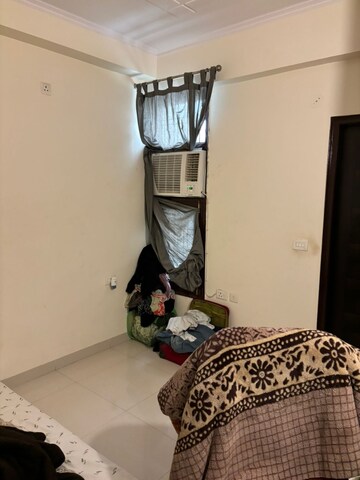 Living Room in 3 BHK Builder Floor at Milestone 32nd Avenue, Sector 15 – for Rent