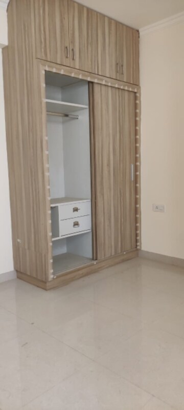 Bathroom in 2 BHK Builder Floor at Greenwood City, Sector 40 – for Rent