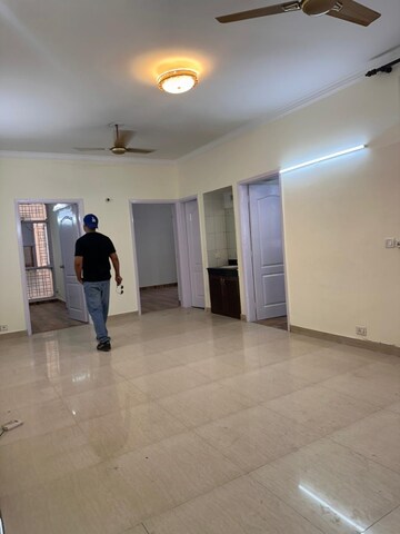 Room in 3 BHK Apartment at Raheja Teachers Apartments, Sector 31 – for Rent
