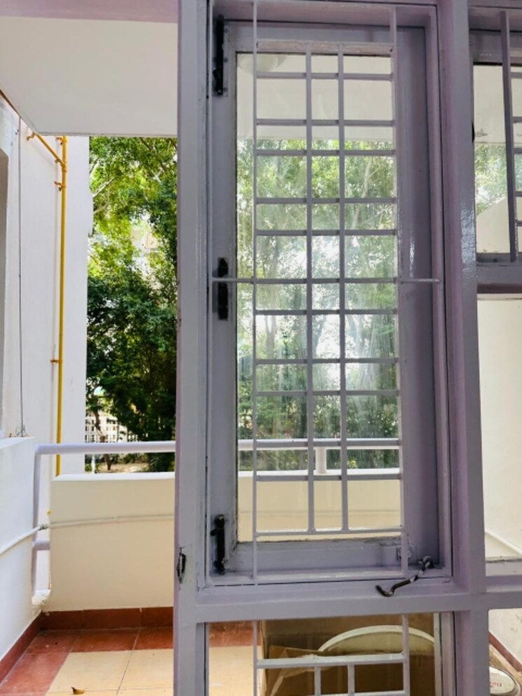 Balcony, raheja-teachers-apartments 3 Bedroom 1450 Sq.Ft. Apartment In Sector 31 Gurgaon 9028524