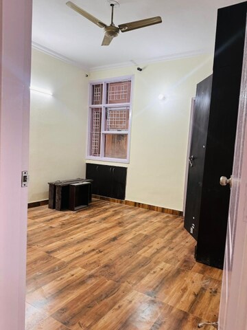 Bedroom in 3 BHK Apartment at Raheja Teachers Apartments, Sector 31 – for Rent