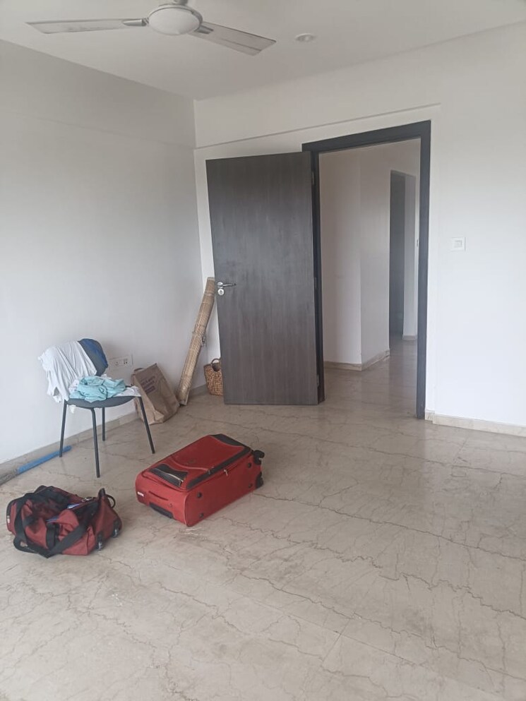  Parking, shanti-sadan-apartment 3 Bedroom 1107 Sq.Ft. Apartment In Vile Parle West Mumbai 9028557