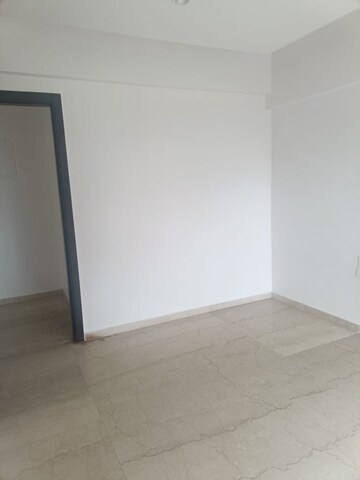 Room in 3 BHK Apartment at Shanti Sadan Apartment, Vile Parle West – for Rent