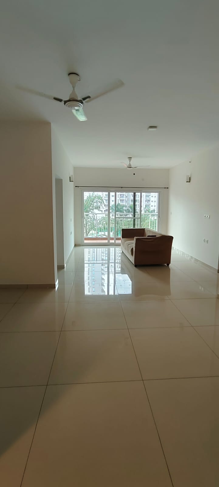 3 BHK Apartment For Rent in L&T Raintree Boulevard
