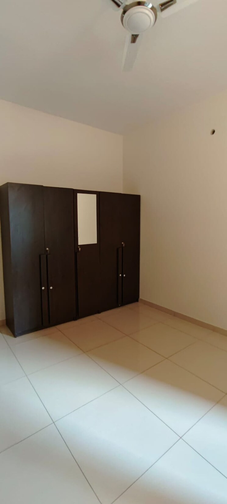 Room, l-t-raintree-boulevard 3 Bedroom 1645 Sq.Ft. Apartment In Hebbal Bangalore 9028606