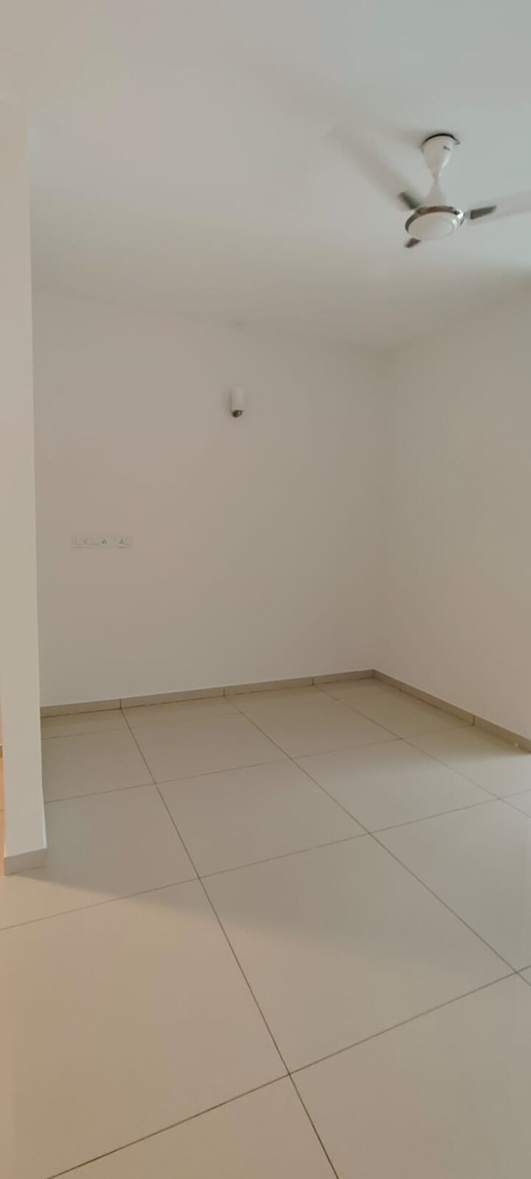 Room, l-t-raintree-boulevard 3 Bedroom 1645 Sq.Ft. Apartment In Hebbal Bangalore 9028611