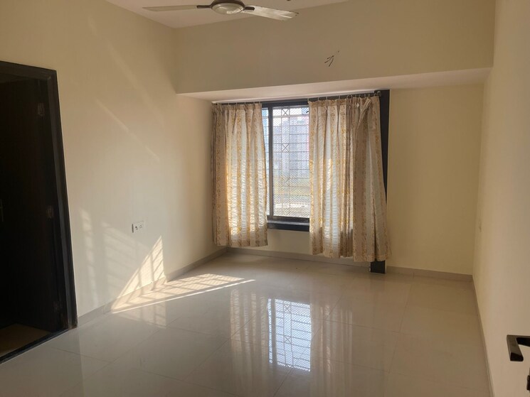 Living Room, evershine-cosmic 3 Bedroom 1500 Sq.Ft. Apartment In Andheri West Mumbai 9028633