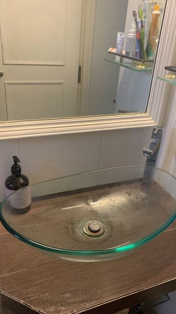 Bathroom in 3 BHK Apartment at Evershine Cosmic, Andheri West – for Rent