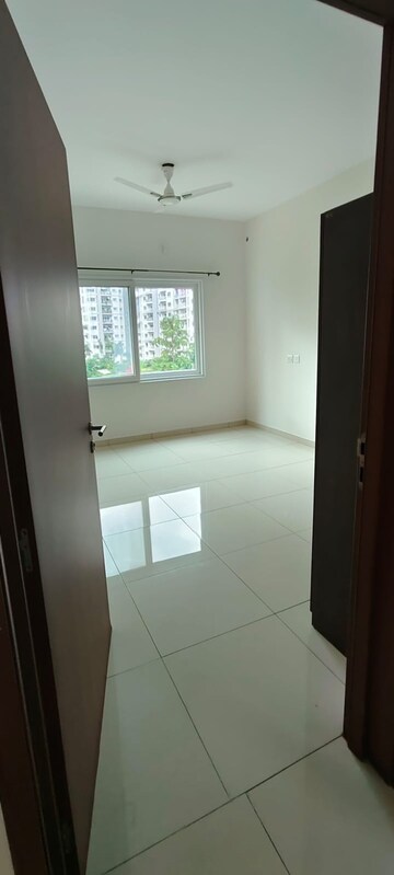 Bathroom in 3 BHK Apartment at L&T Raintree Boulevard, Hebbal – for Rent