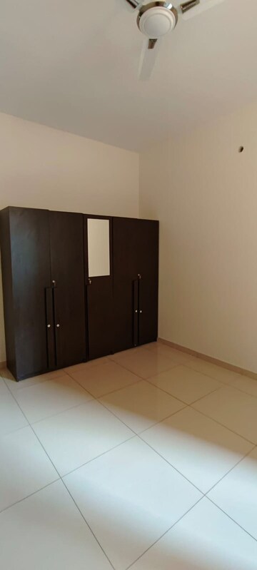 Room in 3 BHK Apartment at L&T Raintree Boulevard, Hebbal – for Rent