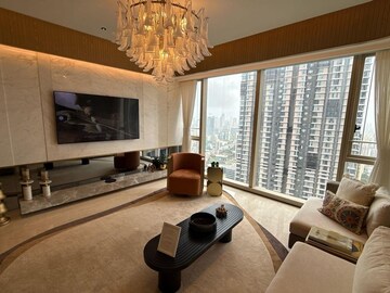 Team Area in 3 BHK Apartment at Lodha World View, Worli – for Sale