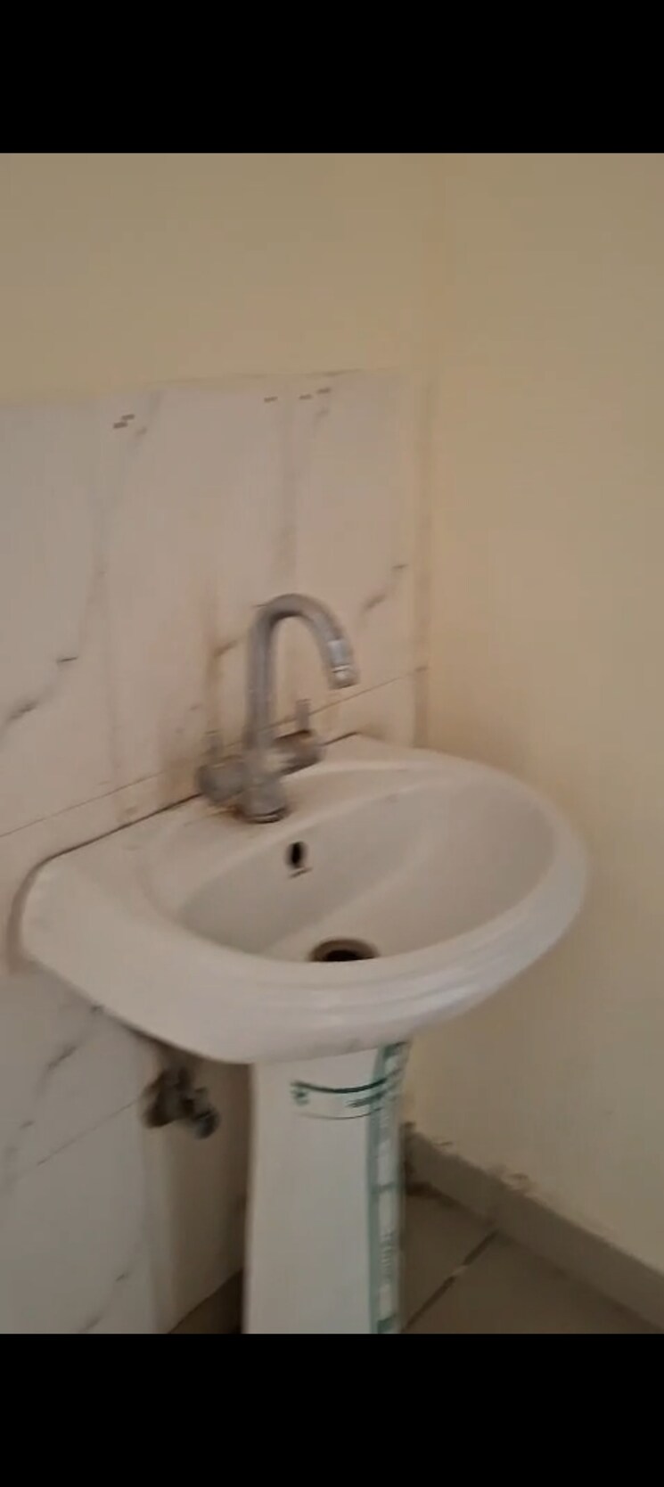 Bathroom, panchsheel-greens 2 Bedroom 775 Sq.Ft. Apartment In Sector 16 Greater Noida Greater Noida 9028669