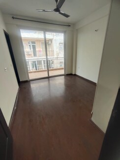 3 BHK + Extra Room Apartment For Sale in Omaxe The Resort