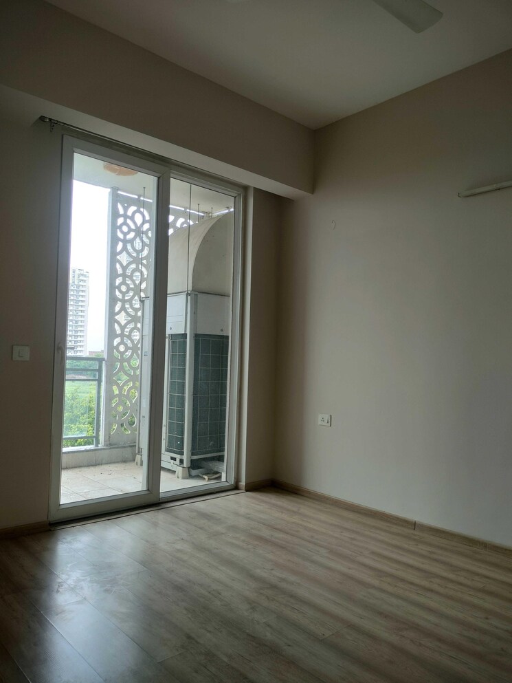 Room, dlf-the-ultima 3 Bedroom 2100 Sq.Ft. Apartment In Sector 81 Gurgaon 9027840