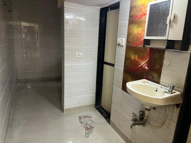Bathroom, shilpa-apartment 1 Bedroom 700 Sq.Ft. Apartment In Bhandup East Mumbai 9028708