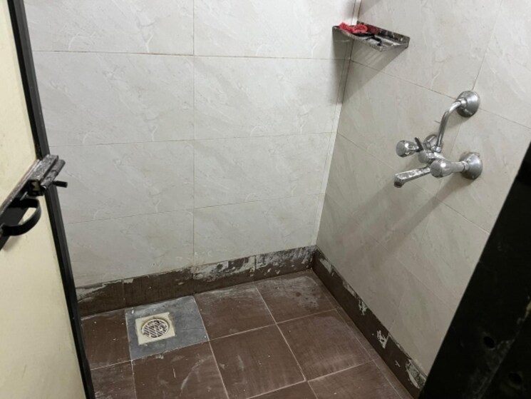 Bathroom, shilpa-apartment 1 Bedroom 700 Sq.Ft. Apartment In Bhandup East Mumbai 9028708
