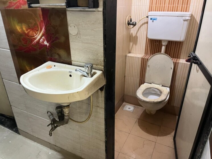 Bathroom, shilpa-apartment 1 Bedroom 700 Sq.Ft. Apartment In Bhandup East Mumbai 9028708