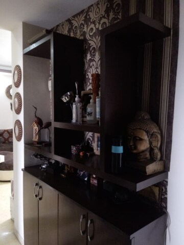 Furnished Amenities in 3 BHK Apartment at Unitech Fresco, Sector 50 – for Rent
