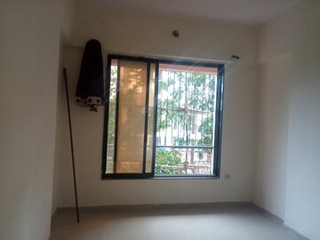Room in 2 BHK Apartment at Mukund Ritu, Mira Road – for Rent