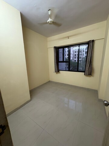 1 BHK Apartment For Rent in Tara Gagan CHS, Tilak Nagar
