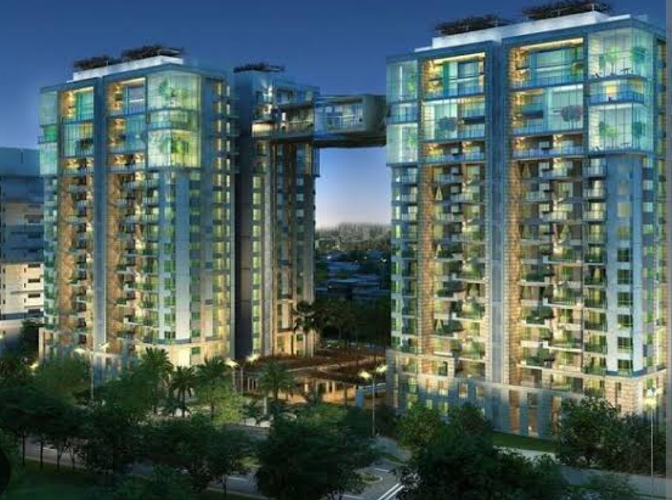 4 BHK + Servant Room 3900 Sq.Ft. Apartment in RMZ Latitude