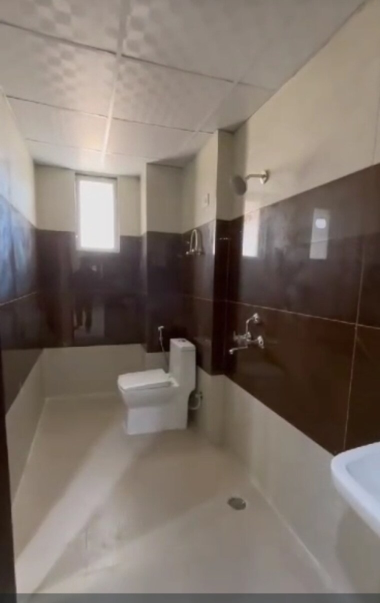 Attached Bathroom, raj nagar extension 4 Bedroom 240 Sq.Yd. Builder Floor In Raj Nagar Extension Ghaziabad 9028932