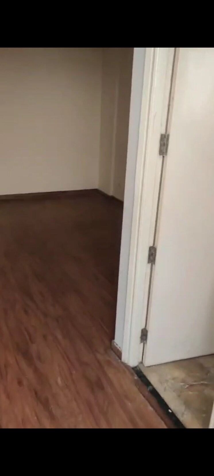 Room, wave-executive-floors 3 Bedroom 1129 Sq.Ft. Apartment In Wave City Ghaziabad 9028941