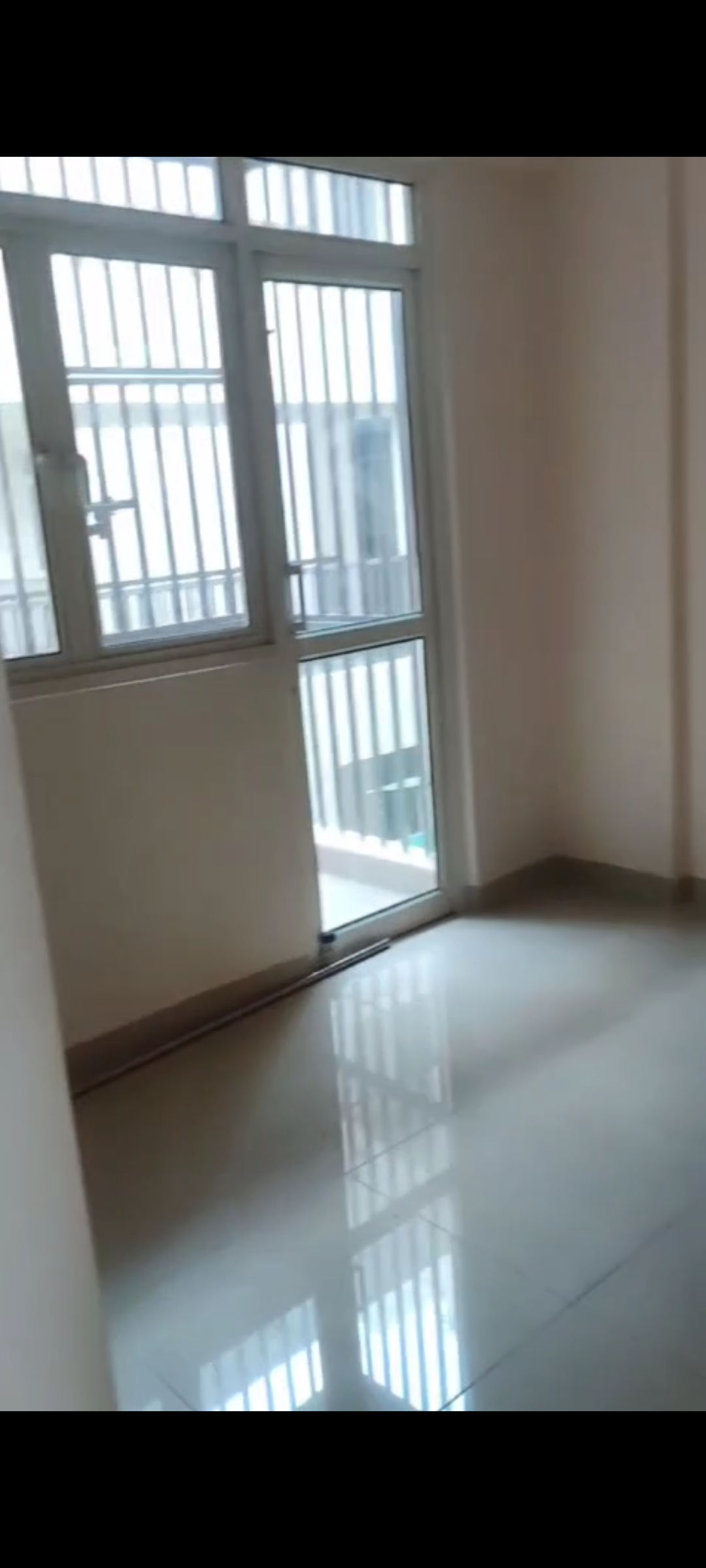 3 BHK Apartment For Rent in Wave Executive Floors