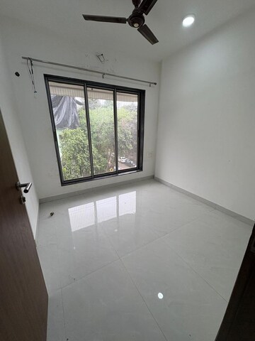 Room in 2 BHK Apartment at Shree Sai Samarth CHS Chembur, Chembur – for Rent