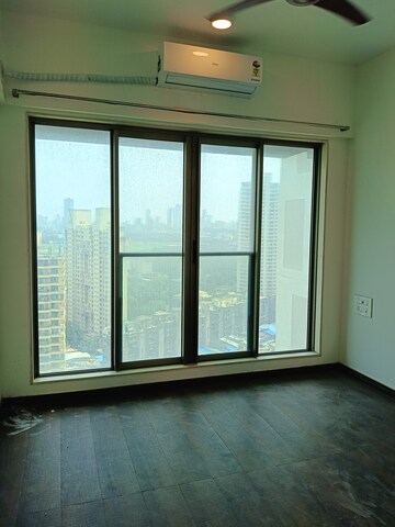 Room in 2 BHK Apartment at Chandak Cornerstone, Worli – for Rent
