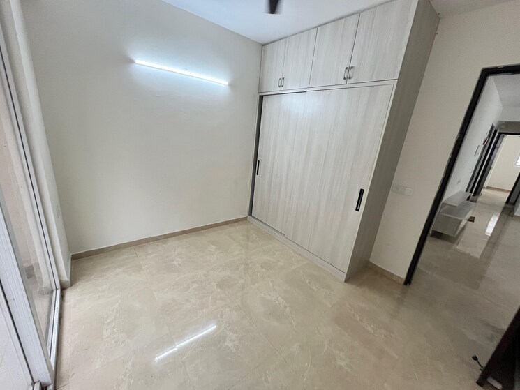 Room, signature-global-park-4-and-5 2 Bedroom 1022 Sq.Ft. Apartment In Sohna Sector 36 Gurgaon 9028970