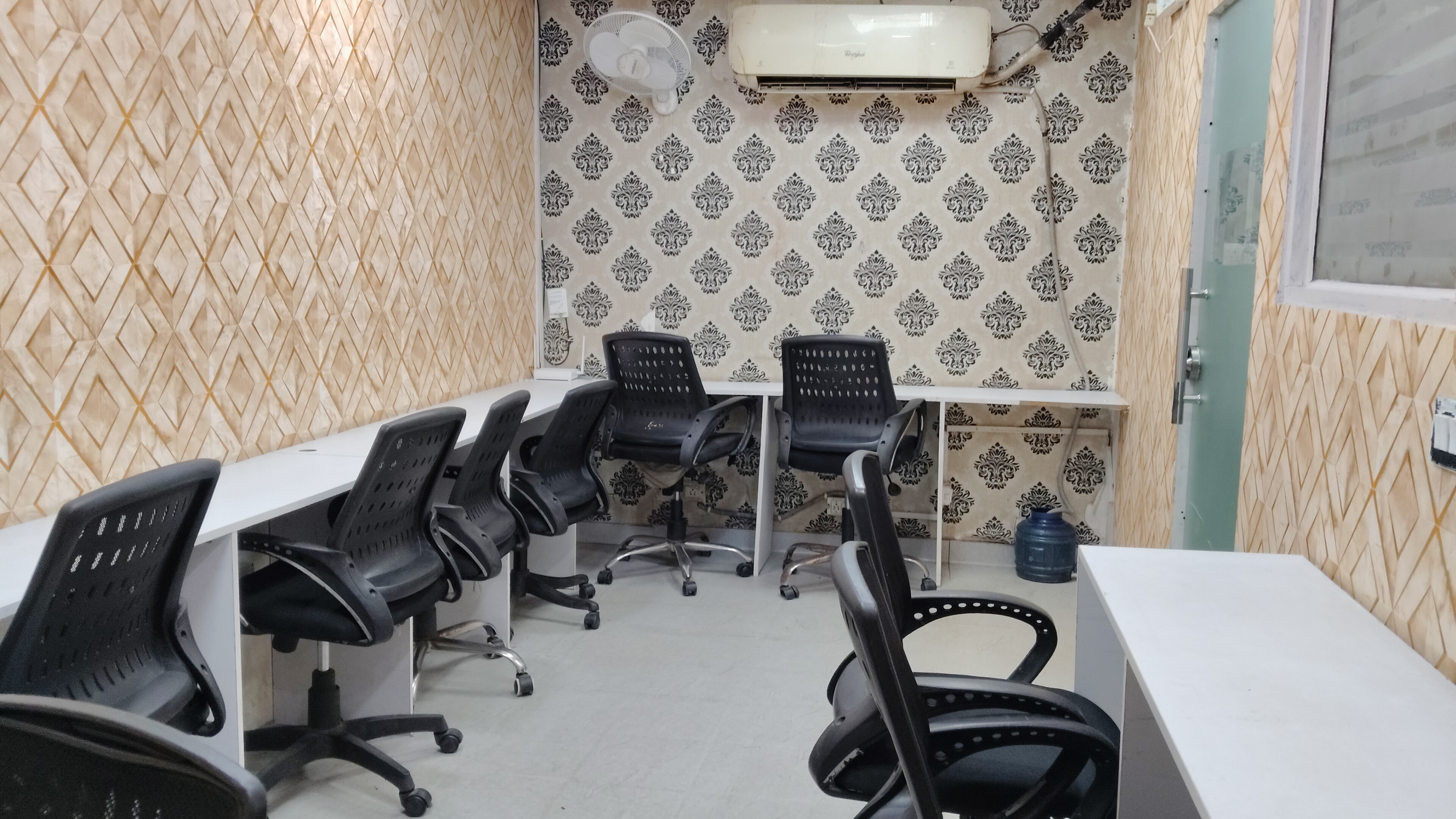 Office Space For Rent in Sector 2