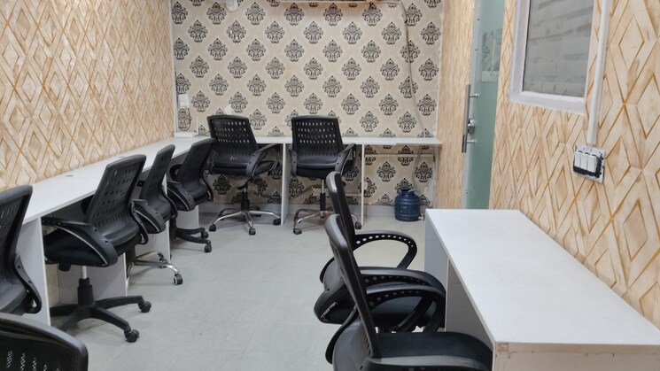 Team Area, sector 2 Commercial Office Space 450 Sq.Ft. In Sector 2 Noida 9028966