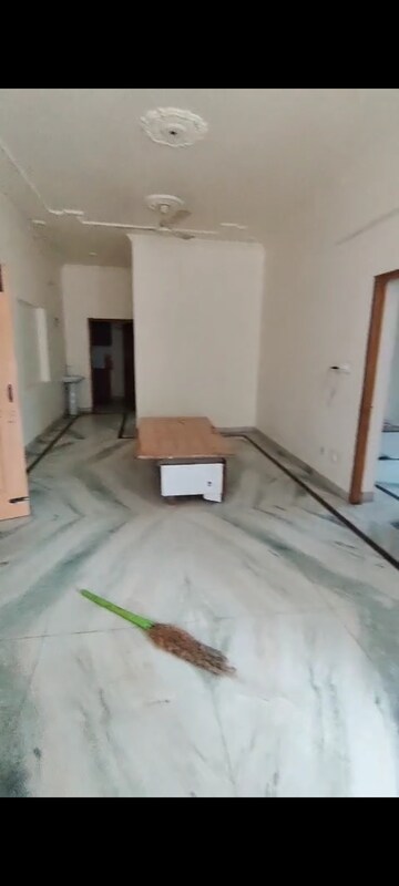 2 BHK Builder Floor For Rent in East Canal Road