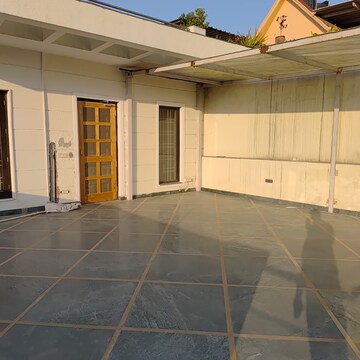 5 BHK Independent House – Exterior View View at Uppal Southend, Sector 49 - for Sale